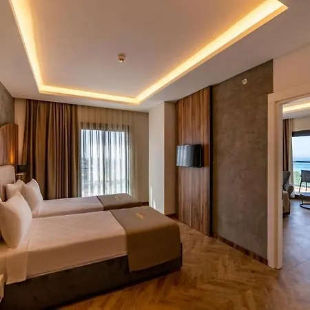 Hotel Maril Beach&spa 5*